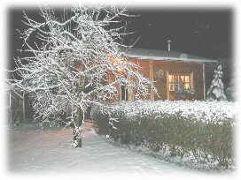 Unsere Hütte für gesellige Treffs, auch im Winter.